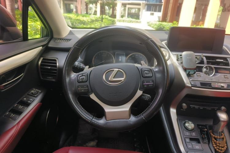 Used Lexus NX 2020 200 All-Wheel Drive Fēngshàng Version China VI Standard Steering Wheel