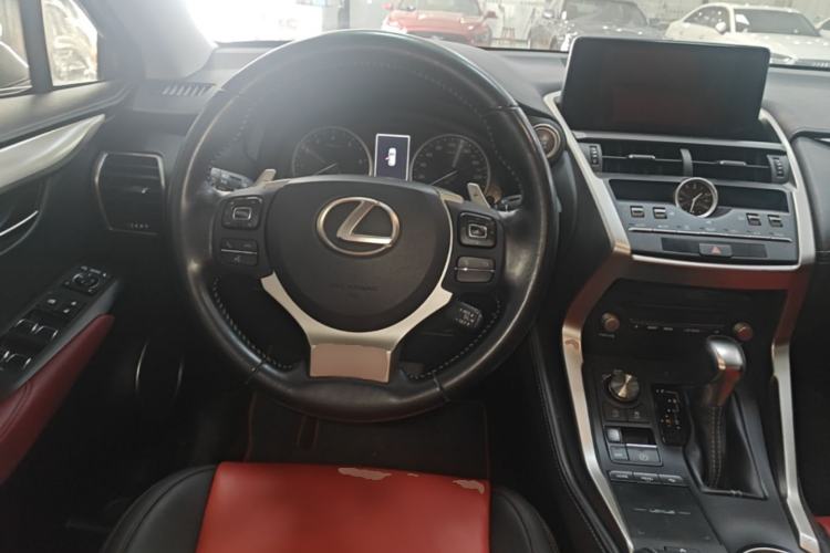 Used Lexus NX 2020 200 Front-Wheel Drive Freeline Edition China VI Standard Steering Wheel
