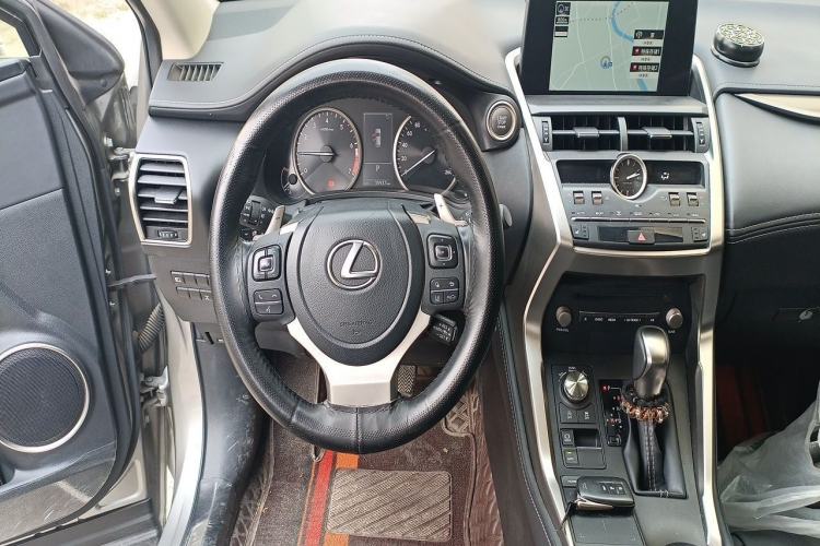 Used Lexus NX 2020 200 All-Wheel Drive Fēngshàng Version China VI Standard Steering Wheel