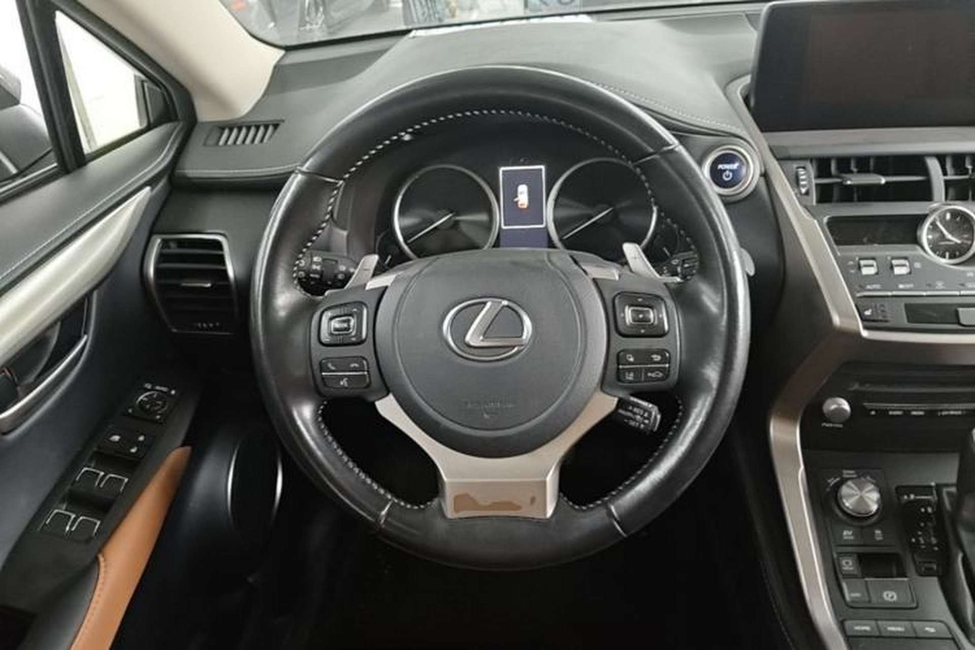 Used Lexus NX 2020 300h Front-Drive FENGSHANG Version China VI Standard Steering Wheel