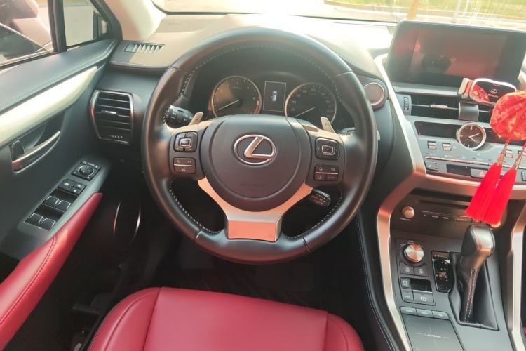 Used Lexus NX 2020 200 All-Wheel Drive Fēngshàng Version China VI Standard Steering Wheel