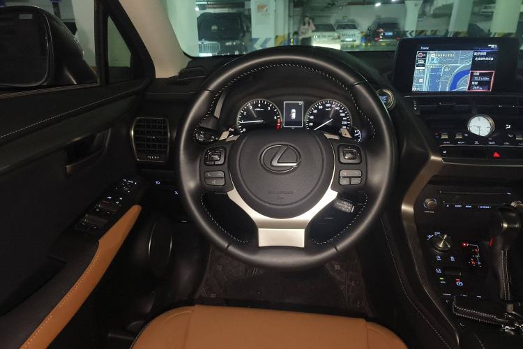 Used Lexus NX 2020 200 All-Wheel Drive Fēngshàng Version China VI Standard Steering Wheel