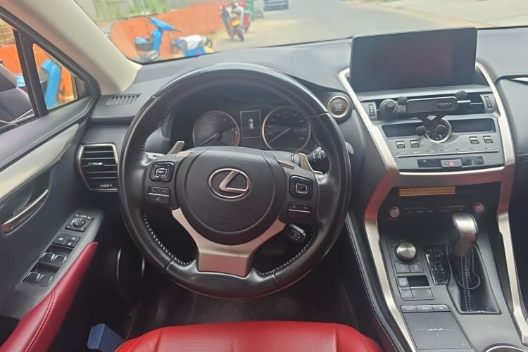 Used Lexus NX 2020 200 Front-Wheel Drive Freeline Edition China VI Standard Steering Wheel