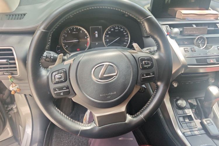 Used Lexus NX 2020 200 Front-Wheel Drive Freeline Edition China V Standard Steering Wheel