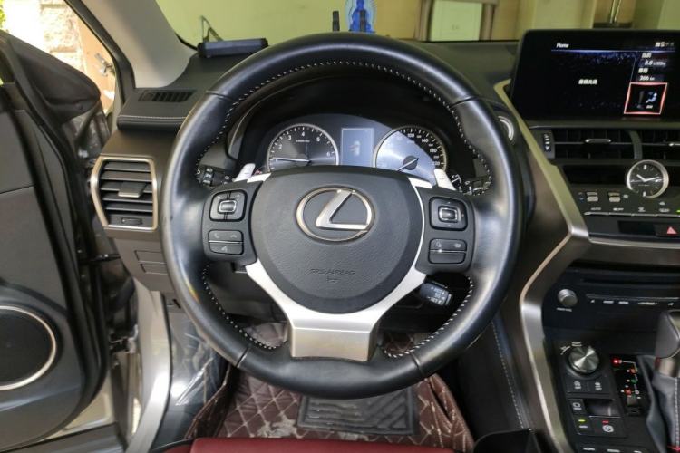 Used Lexus NX 2020 200 Front-Wheel Drive Freeline Edition China VI Standard Steering Wheel