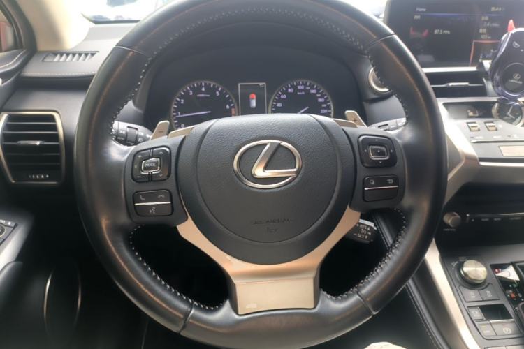 Used Lexus NX 2020 200 Front-Wheel Drive Freeline Edition China VI Standard Steering Wheel