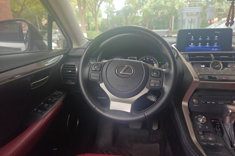 Used Lexus NX 2020 300h All-Wheel Drive FENGZHI Version China VI Standard Steering Wheel