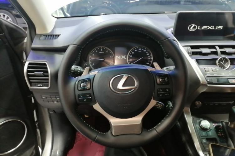Used Lexus NX 2020 200 All-Wheel Drive Fēngshàng Version China VI Standard Steering Wheel