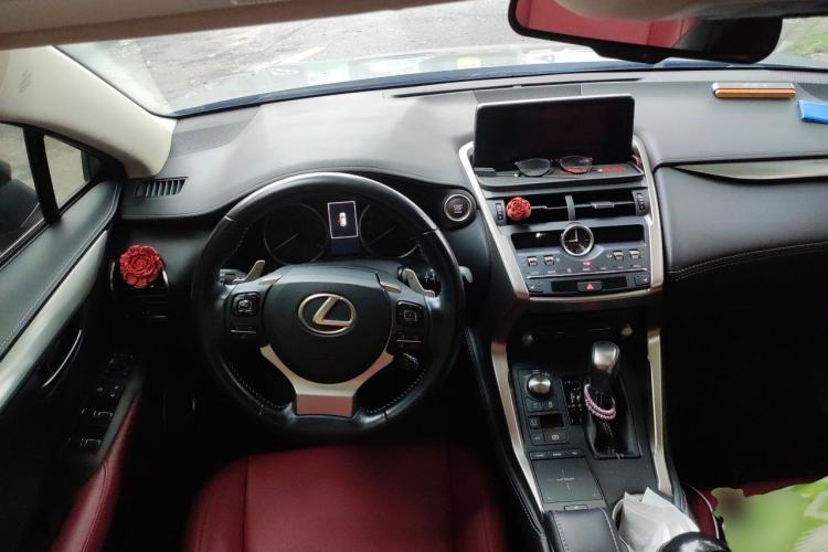 Used Lexus NX 2020 200 All-Wheel Drive Fēngshàng Version China VI Standard Steering Wheel