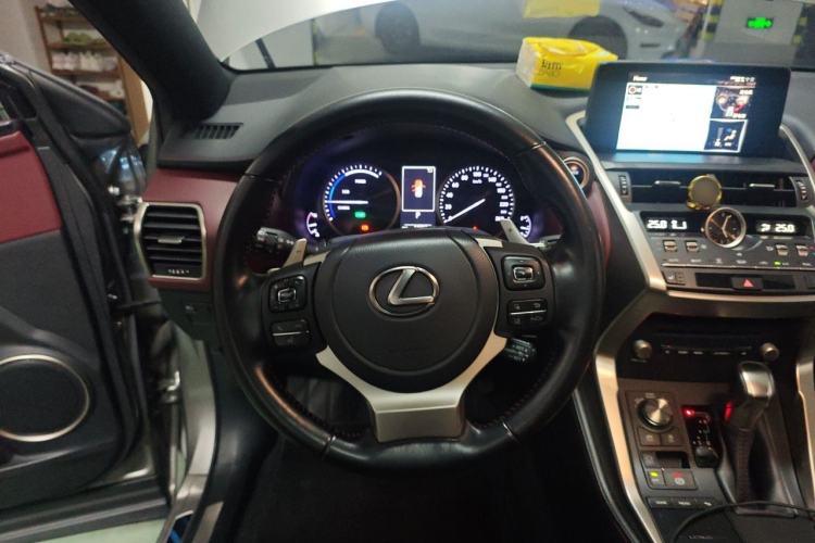 Used Lexus NX 2020 300h Front-Wheel Drive Smart Hybrid Special Limited Edition Steering Wheel