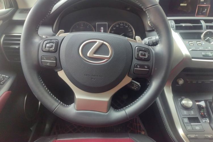Used Lexus NX 2020 200 Front-Wheel Drive Freeline Edition China VI Standard Steering Wheel