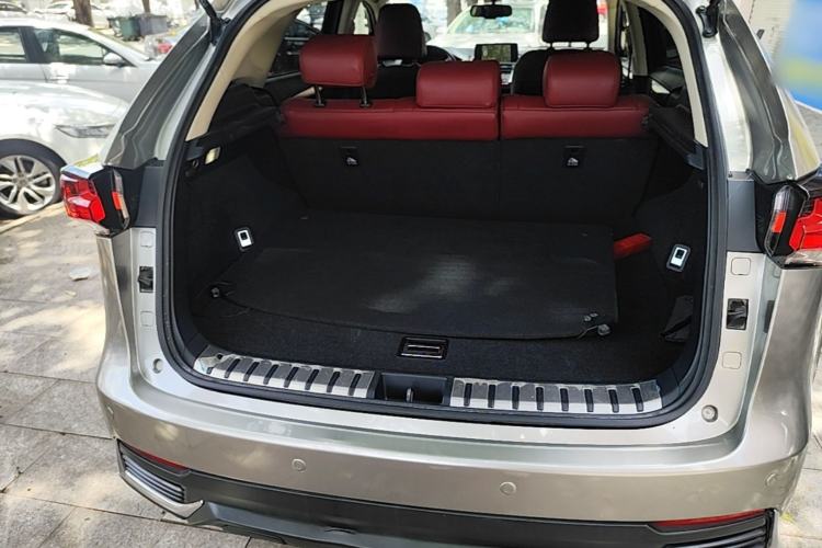Used Lexus NX 2020 200 Front-Wheel Drive Freeline Edition China VI Standard Trunk