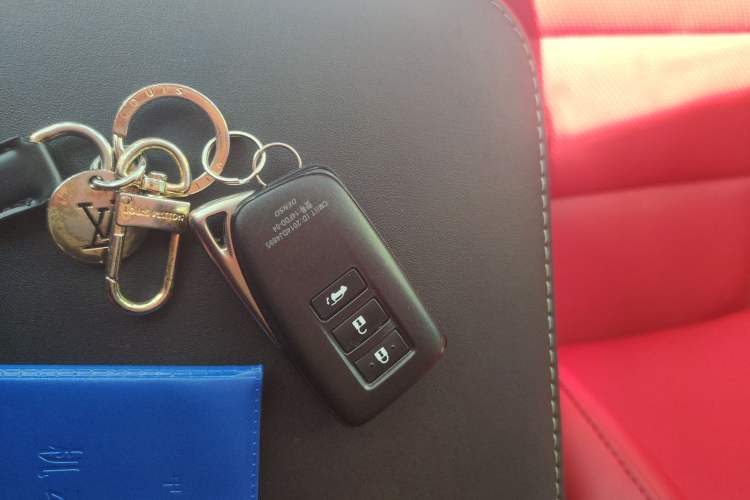 Used Lexus NX 2020 300 Front-Wheel-Drive Frenza Edition China V Standard Vehicle Key
