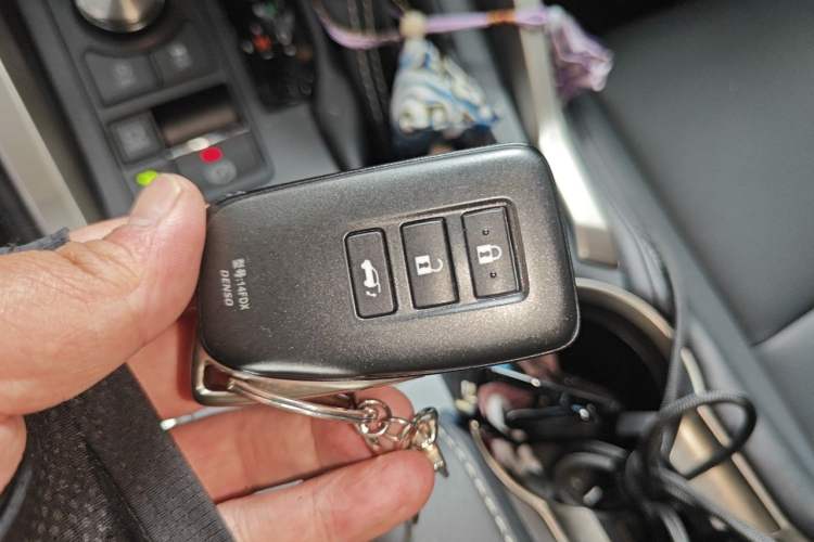Used Lexus NX 2020 200 All-Wheel Drive Fēngshàng Version China VI Standard Vehicle Key