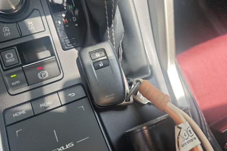 Used Lexus NX 2020 200 Front-Wheel Drive Freeline Edition China V Standard Vehicle Key