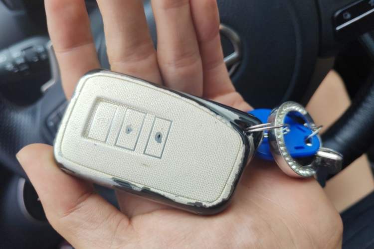 Used Lexus NX 2020 200 Front-Wheel Drive Freeline Edition China VI Standard Vehicle Key