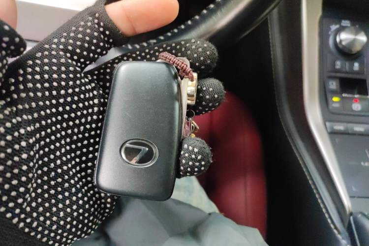Used Lexus NX 2020 200 All-Wheel Drive Fēngshàng Version China VI Standard Vehicle Key