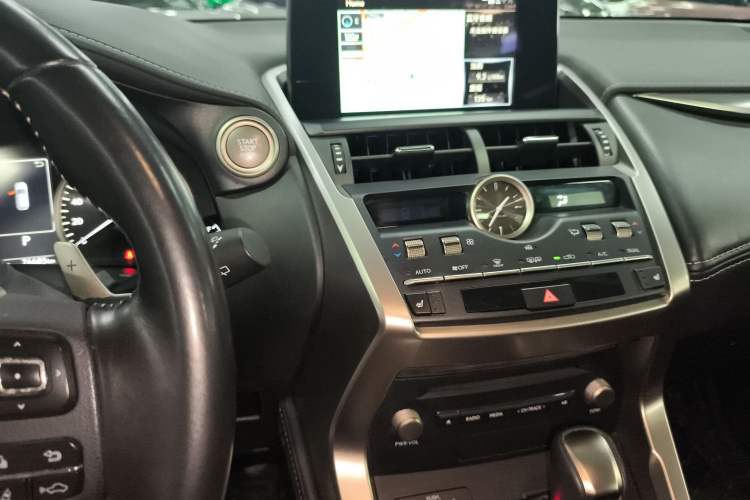 Used Lexus NX 2020 200 All-Wheel Drive Fēngshàng Version China VI Standard Audio And AC Panel