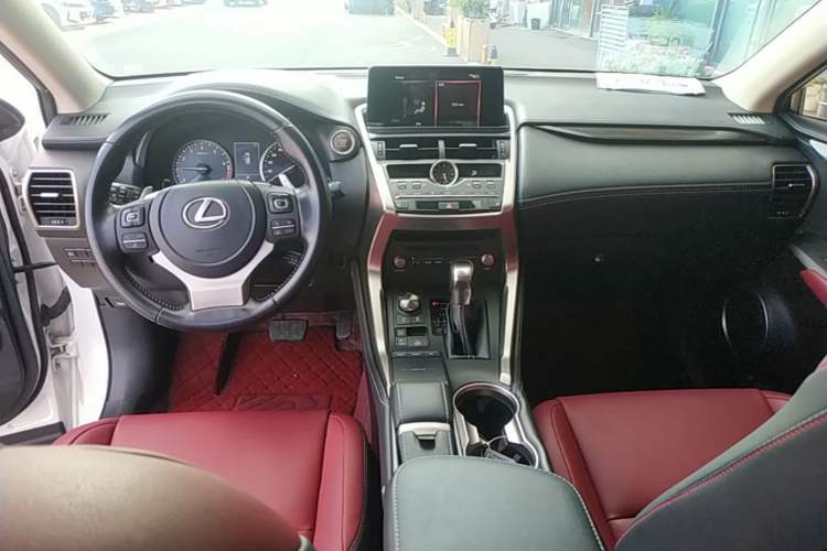 Used Lexus NX 2020 200 All-Wheel Drive Fēngshàng Version China VI Standard Center Console