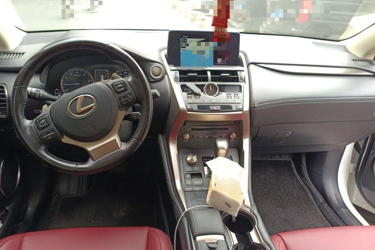 Used Lexus NX 2020 200 All-Wheel Drive Fēngshàng Version China VI Standard Center Console