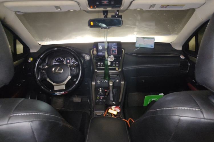 Used Lexus NX 2020 200 Front-Wheel Drive Freeline Edition China VI Standard Center Console