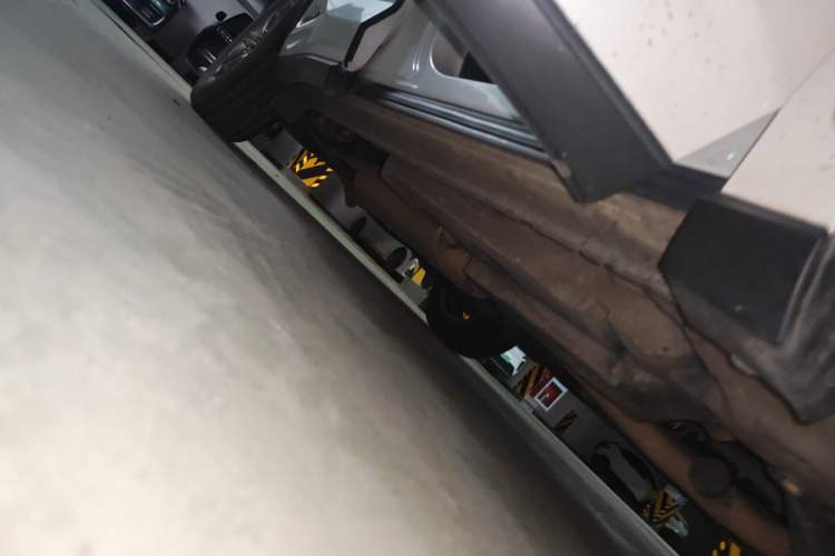 Used Lexus NX 2020 300h Front-Drive FENGSHANG Version China VI Standard Chassis Front Right