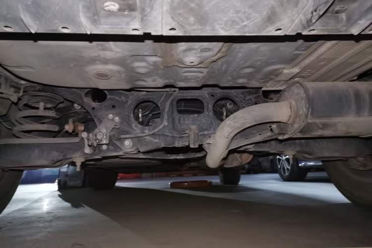 Used Lexus NX 2020 200 Front-Wheel Drive Freeline Edition China VI Standard Chassis Rear
