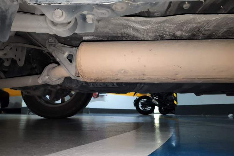 Used Lexus NX 2020 200 Front-Wheel Drive Freeline Edition China VI Standard Chassis Rear Right