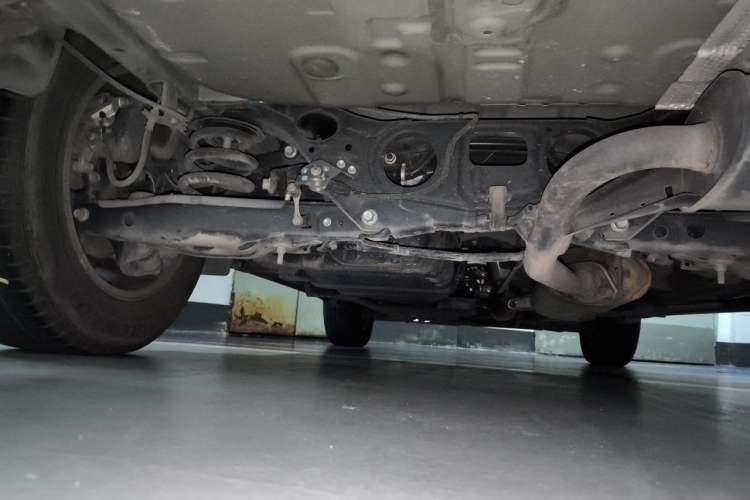 Used Lexus NX 2020 200 Front-Wheel Drive Freeline Edition China VI Standard Chassis Rear