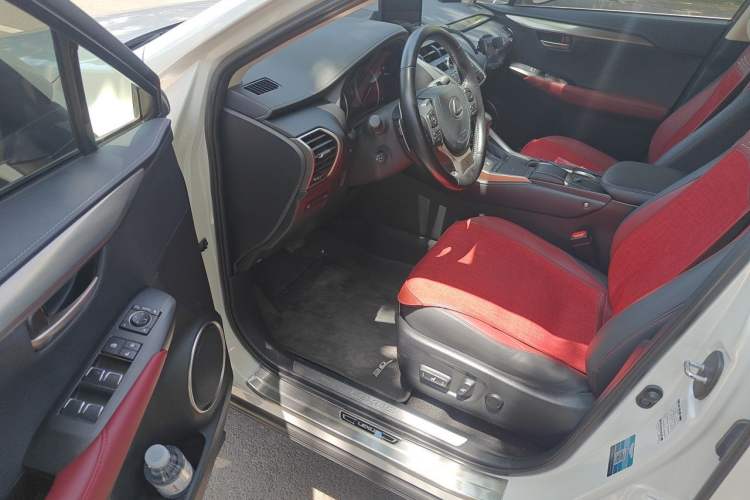 Used Lexus NX 2020 300h Front-Drive FENGSHANG Version China VI Standard Driver Seat