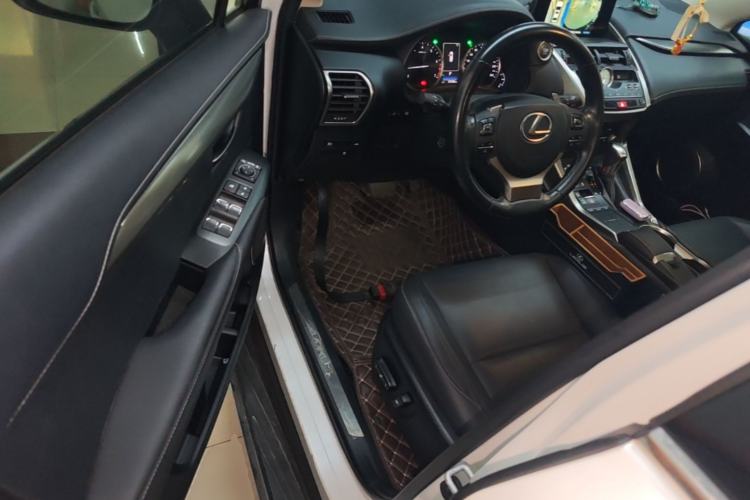 Used Lexus NX 2020 200 All-Wheel Drive Fēngshàng Version China VI Standard Driver Seat