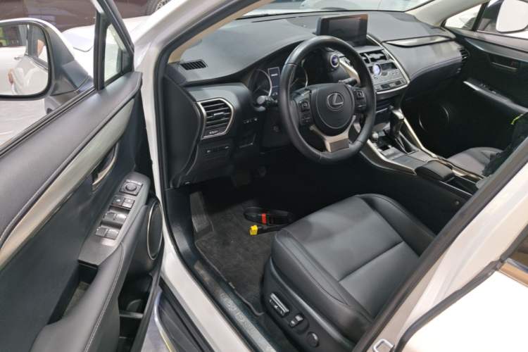 Used Lexus NX 2020 300h Front-Drive FENGSHANG Version China VI Standard Driver Seat