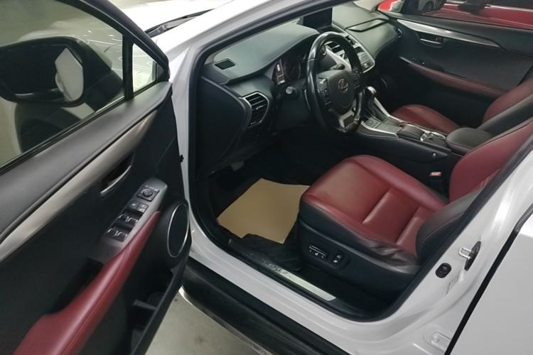 Used Lexus NX 2020 200 Front-Wheel Drive Vmotion Edition China VI Standard Driver Seat