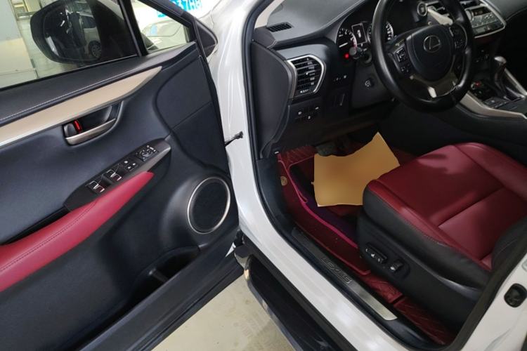 Used Lexus NX 2020 200 All-Wheel Drive Fēngshàng Version China VI Standard Driver Seat