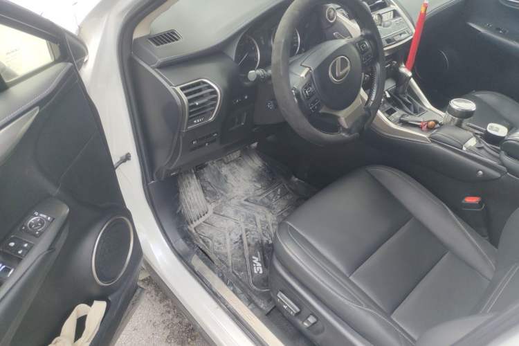 Used Lexus NX 2020 200 All-Wheel Drive Fēngshàng Version China VI Standard Driver Seat