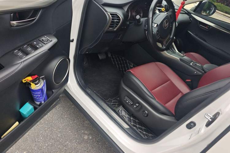 Used Lexus NX 2020 200 Front-Wheel Drive Freeline Edition China VI Standard Driver Seat
