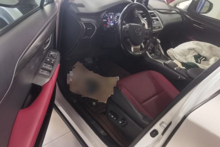 Used Lexus NX 2020 200 Front-Wheel Drive Vmotion Edition China VI Standard Driver Seat