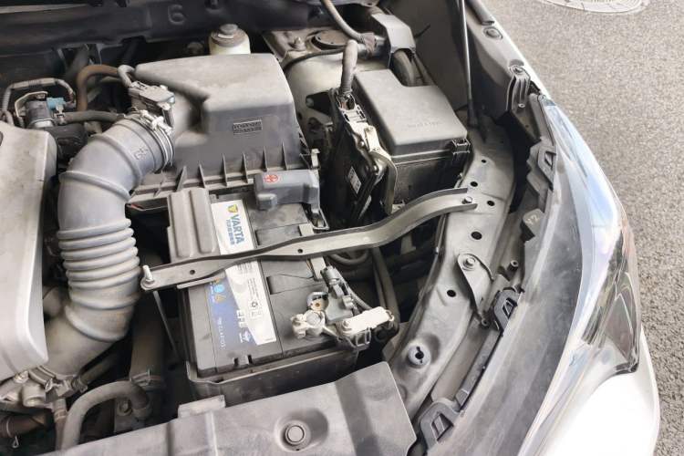 Used Lexus NX 2020 200 Front-Wheel Drive Freeline Edition China VI Standard Engine Bay Left