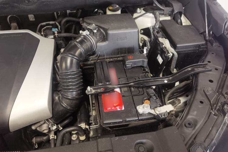 Used Lexus NX 2020 200 Front-Wheel Drive Vmotion Edition China VI Standard Engine Bay Left