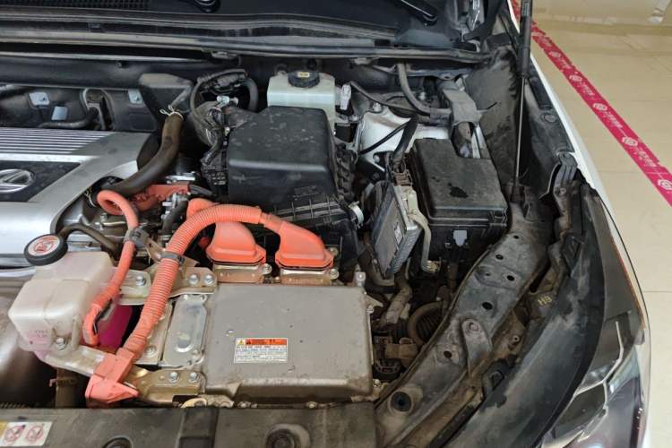 Used Lexus NX 2020 300h Front-Drive Fēngyuè Version China VI Standard Engine Bay Left