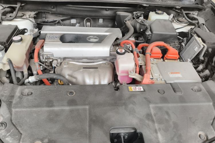 Used Lexus NX 2020 300h Front-Drive FENGSHANG Version China VI Standard Engine Bay