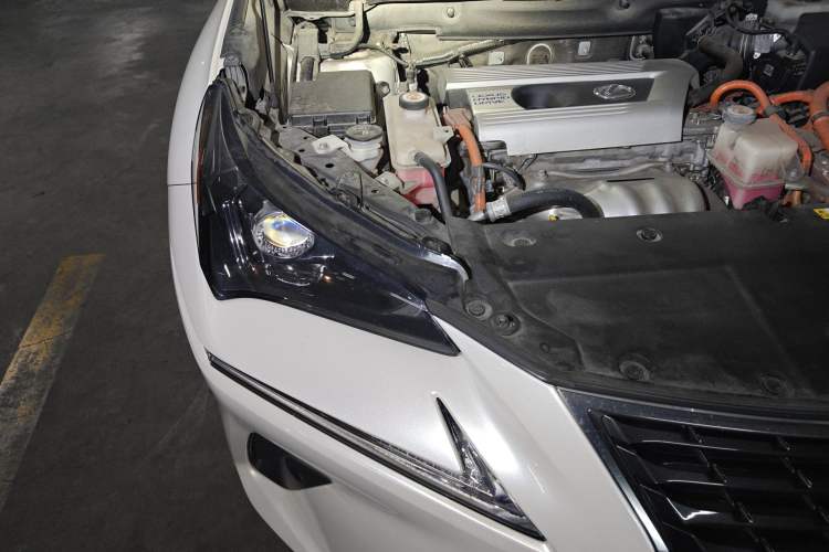 Used Lexus NX 2020 300h Front-Drive FENGSHANG Version China VI Standard Engine Bay Right