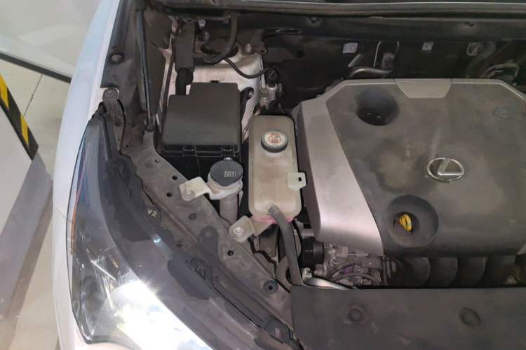 Used Lexus NX 2020 200 All-Wheel Drive Fēngshàng Version China VI Standard Engine Bay Right