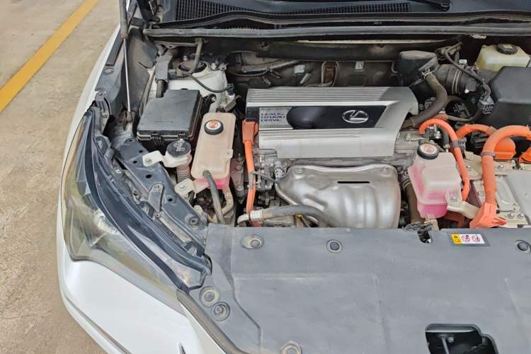 Used Lexus NX 2020 300h Front-Drive FENGSHANG Version China VI Standard Engine Bay Right