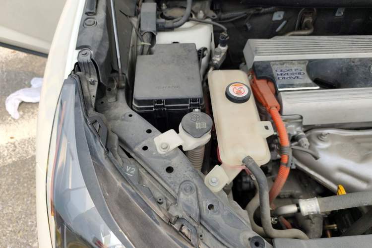 Used Lexus NX 2020 300h Front-Drive FENGSHANG Version China V Standard Engine Bay Right