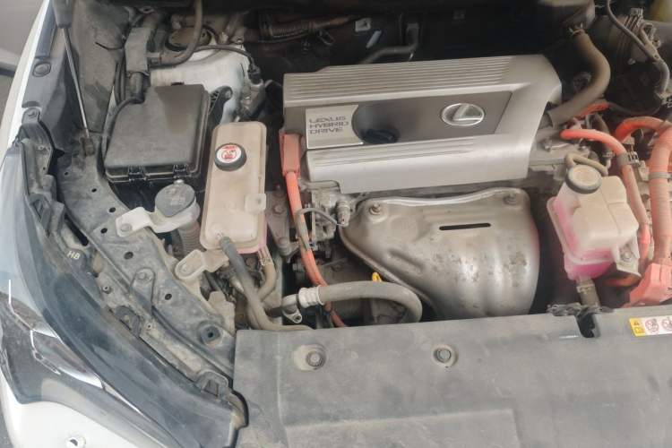 Used Lexus NX 2020 300h All-Wheel Drive FENGZHI Version China VI Standard Engine Bay Right