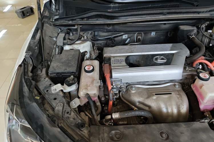 Used Lexus NX 2020 300h Front-Drive Fēngyuè Version China VI Standard Engine Bay Right