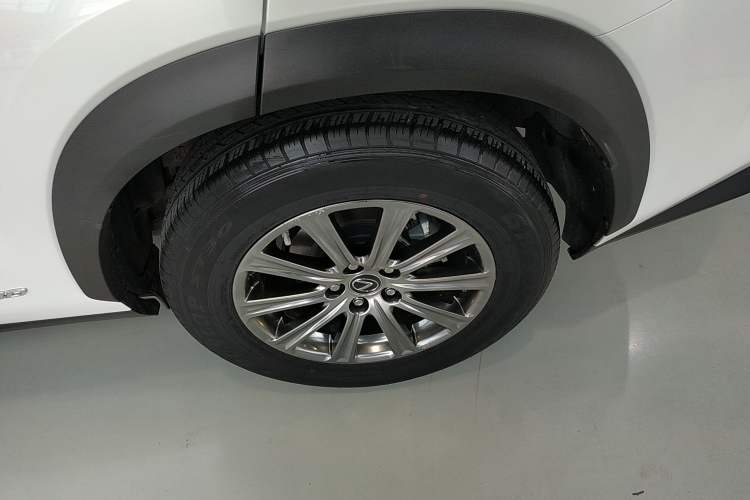 Used Lexus NX 2020 300h Front-Drive FENGSHANG Version China VI Standard Exterior 11