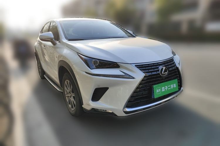 Used Lexus NX 2020 200 Front-Wheel Drive Vmotion Edition China VI Standard Exterior 2