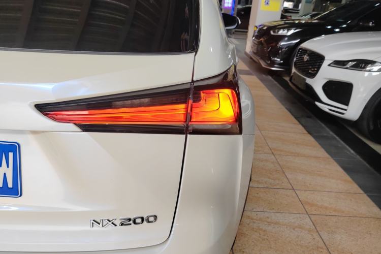 Used Lexus NX 2020 200 All-Wheel Drive Fēngshàng Version China VI Standard Exterior 3